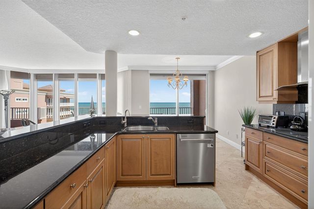 700 Ocean Royale Way Ph 3, Juno Beach, FL 33408