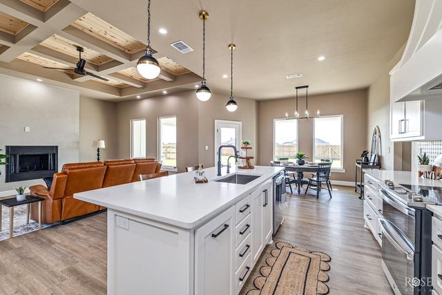 8505 Windmill Rd, San Angelo, TX 76905