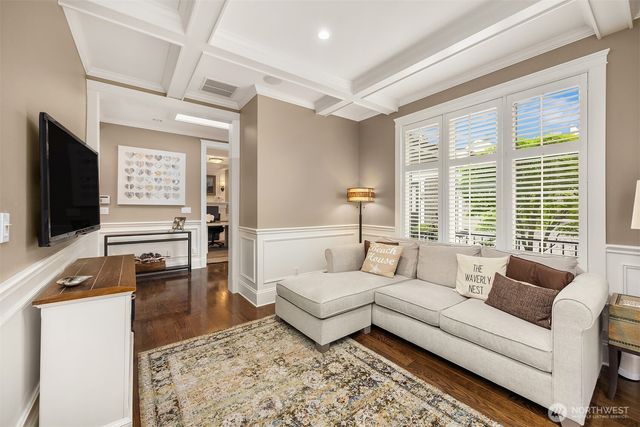 150 Waverly Way, Kirkland, WA 98033