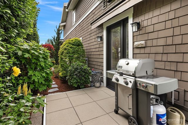 150 Waverly Way, Kirkland, WA 98033
