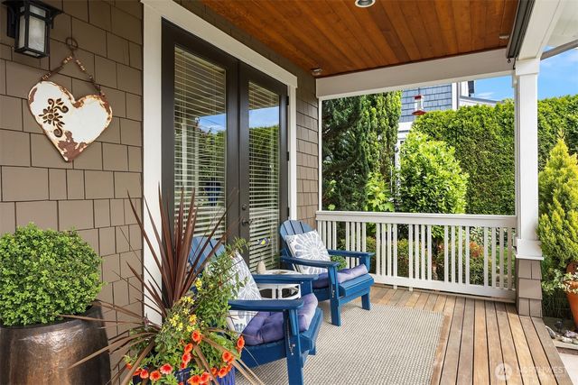 150 Waverly Way, Kirkland, WA 98033