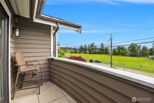 150 Waverly Way, Kirkland, WA 98033