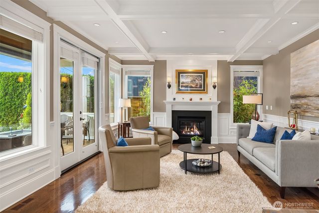 150 Waverly Way, Kirkland, WA 98033