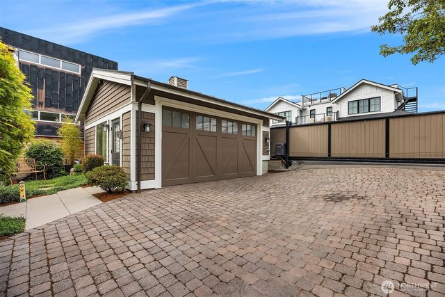 150 Waverly Way, Kirkland, WA 98033