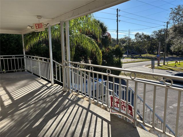 1008 PINELLAS STREET 11, Clearwater, FL 33756