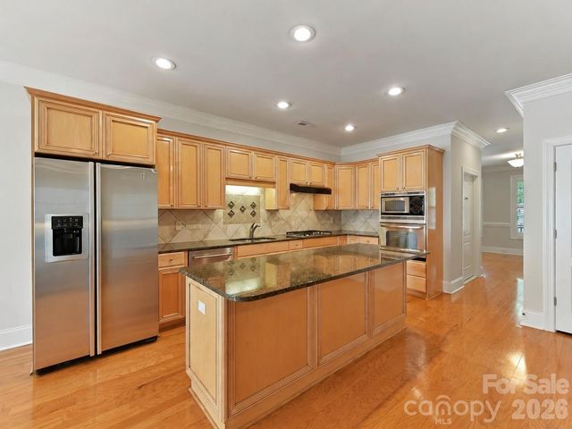 439 Ohenry Avenue, Davidson, NC 28036