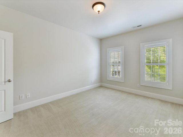 439 Ohenry Avenue, Davidson, NC 28036