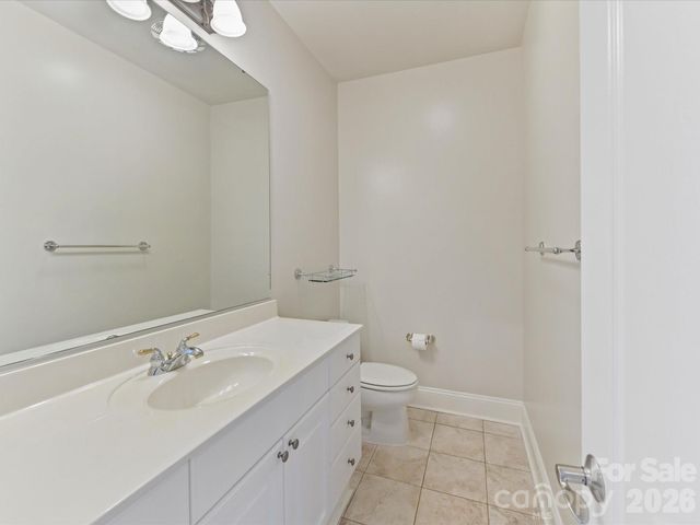 439 Ohenry Avenue, Davidson, NC 28036