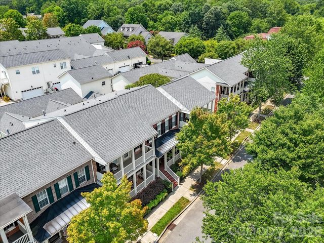 439 Ohenry Avenue, Davidson, NC 28036