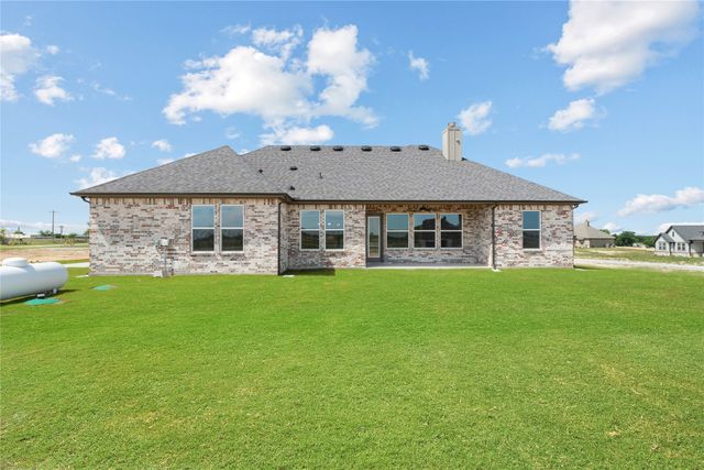 108 Emma Court, Decatur, TX 76234