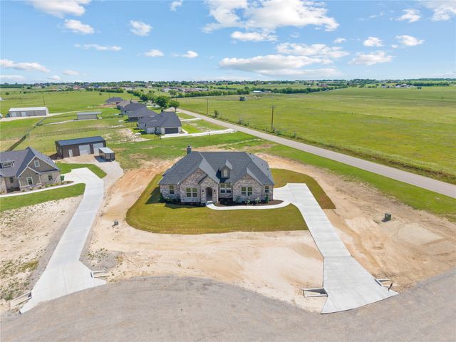 108 Emma Court, Decatur, TX 76234
