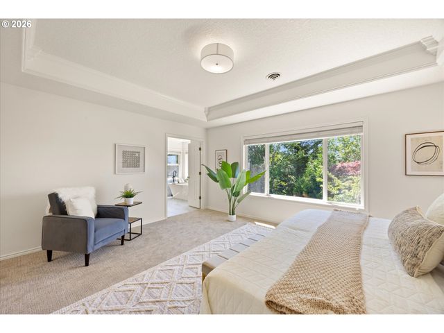 3817 Nw 120TH Ter, Portland, OR 97229