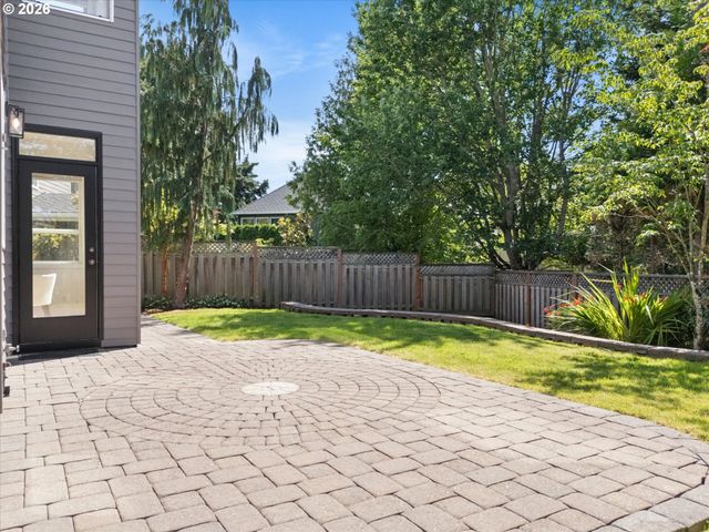 3817 Nw 120TH Ter, Portland, OR 97229