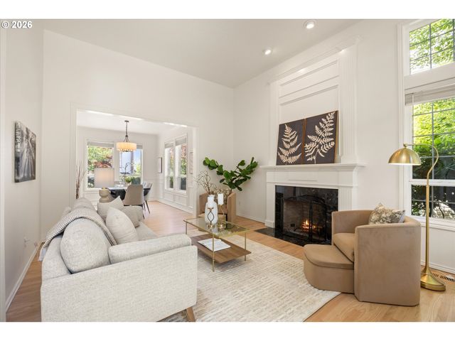 3817 Nw 120TH Ter, Portland, OR 97229