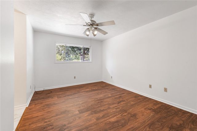 2904 Woodville Road, Bryan, TX 77803