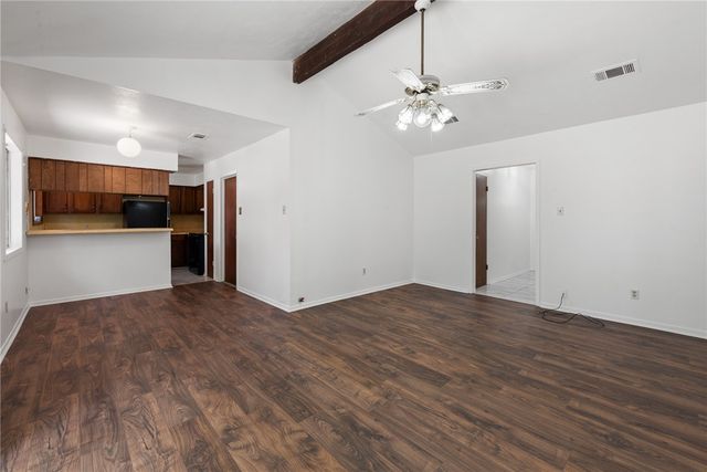 2904 Woodville Road, Bryan, TX 77803