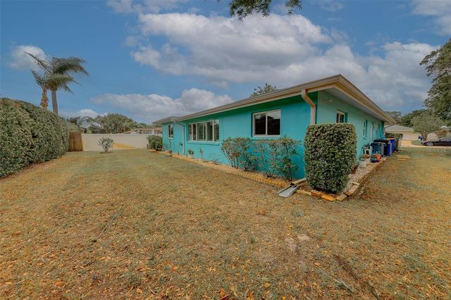 1923 SKY DRIVE, Clearwater, FL 33755
