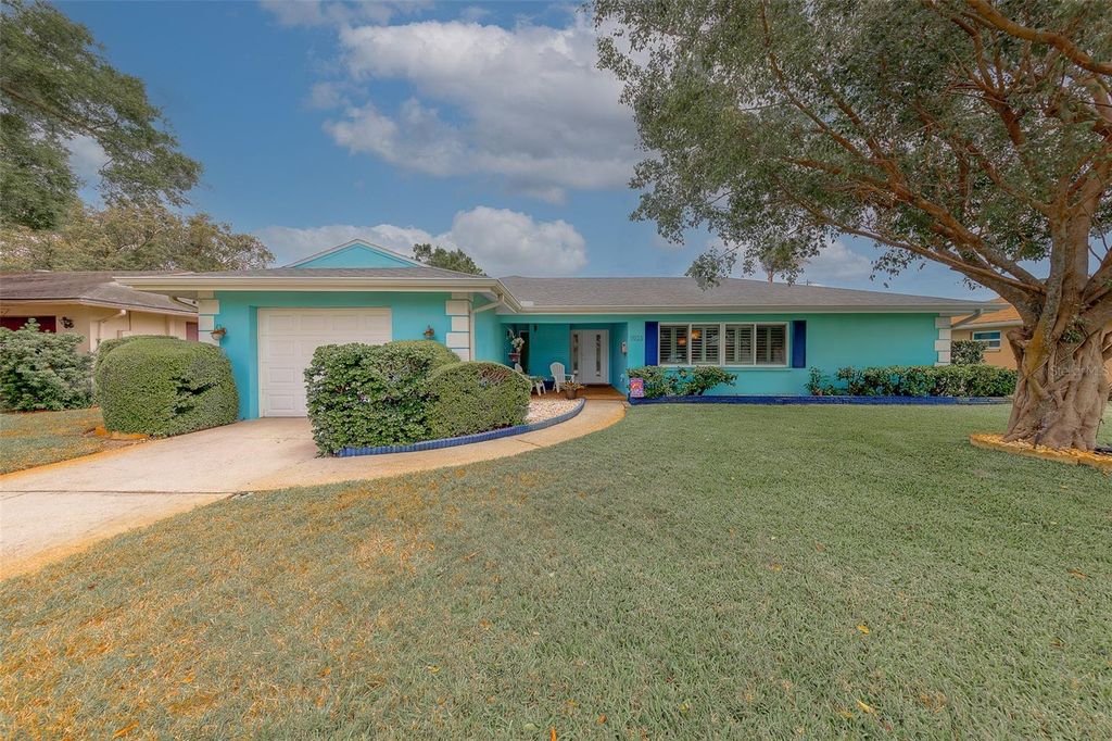 1923 SKY DRIVE, Clearwater, FL 33755