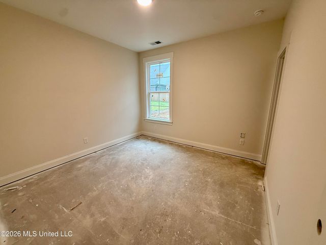 825 E Quitman Court, Nesbit, MS 38651