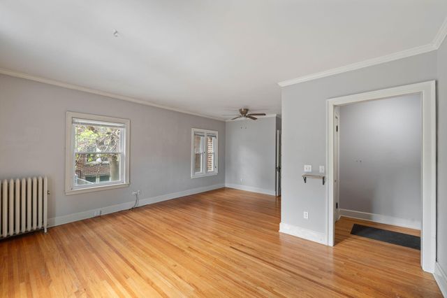 2733 Girard Avenue S 106, Minneapolis, MN 55408