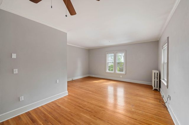 2733 Girard Avenue S 106, Minneapolis, MN 55408