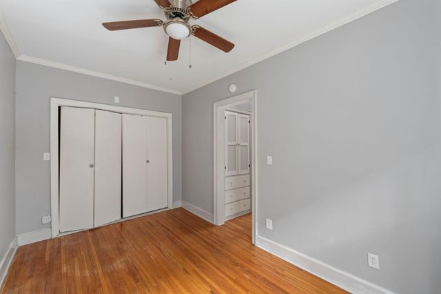 2733 Girard Avenue S 106, Minneapolis, MN 55408