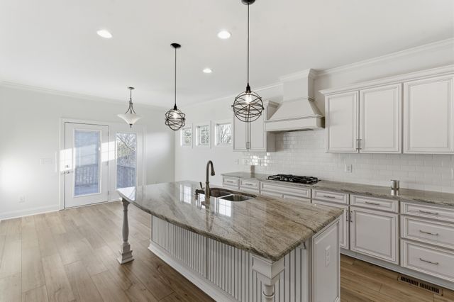 6772 Falls Ridge Ln, College Grove, TN 37046