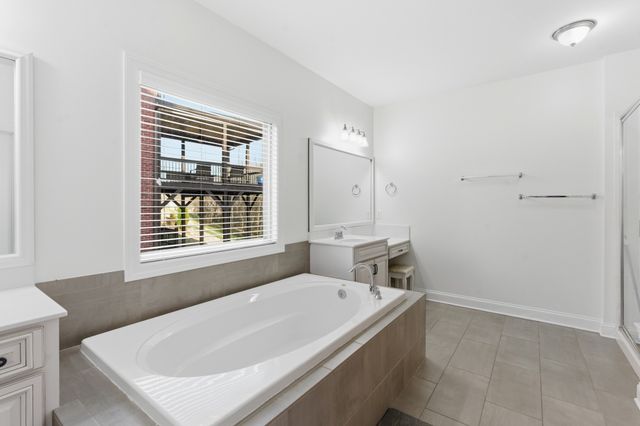 6772 Falls Ridge Ln, College Grove, TN 37046