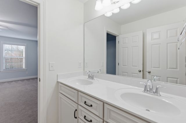 6772 Falls Ridge Ln, College Grove, TN 37046