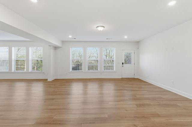 6772 Falls Ridge Ln, College Grove, TN 37046