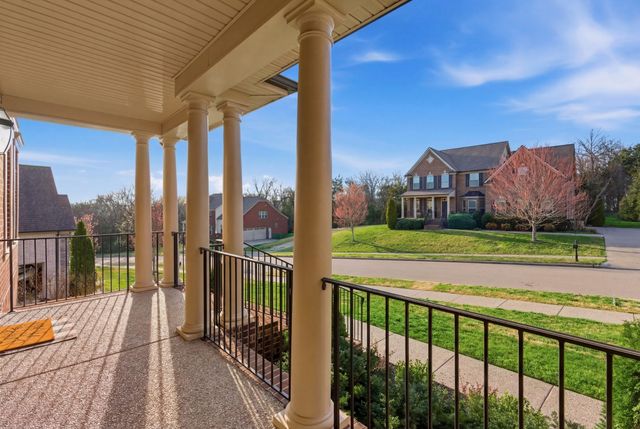 6772 Falls Ridge Ln, College Grove, TN 37046