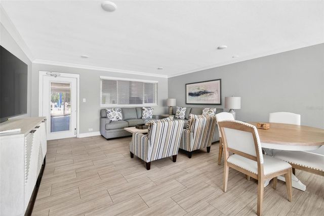 1365 SNELL ISLE BOULEVARD NE 6A, St Petersburg, FL 33704