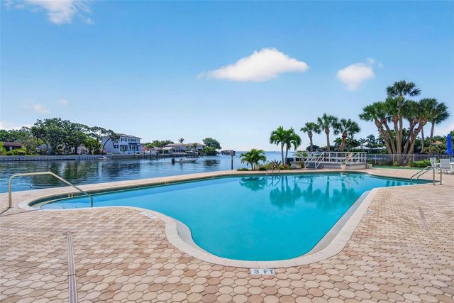 1365 SNELL ISLE BOULEVARD NE 6A, St Petersburg, FL 33704