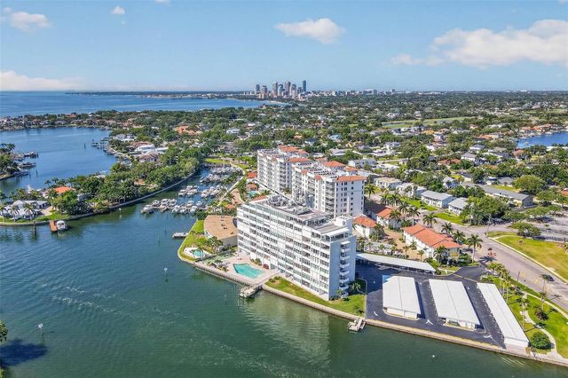 1365 SNELL ISLE BOULEVARD NE 6A, St Petersburg, FL 33704