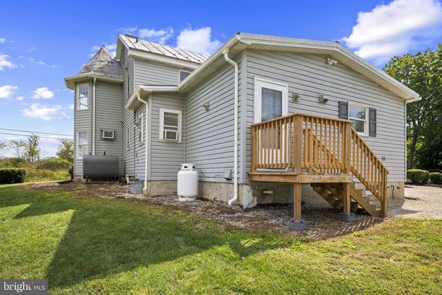 1912 OLD NEW WINDSOR RD, New Windsor, MD 21776