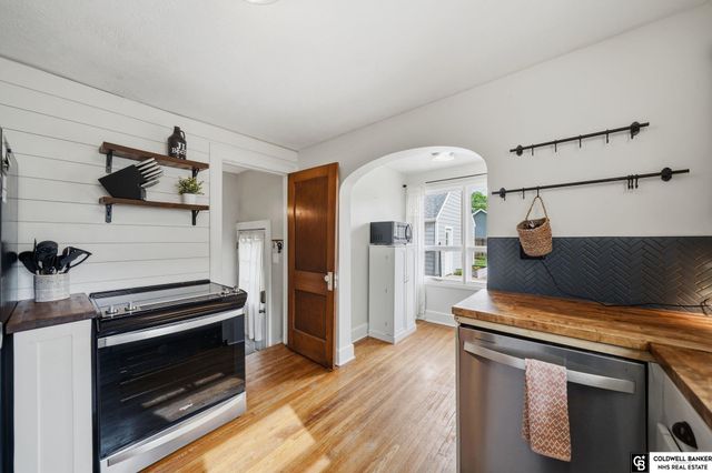 1910 High Street, Lincoln, NE 68502