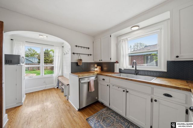 1910 High Street, Lincoln, NE 68502