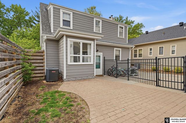 1910 High Street, Lincoln, NE 68502