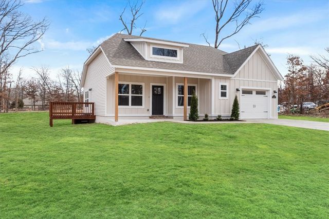 40 Hebrides Drive, Bella Vista, AR 72715