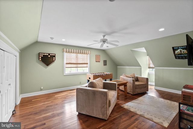 200 MINE RD, Malvern, PA 19355