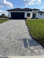2522 58th ST W, Lehigh Acres, FL 33971