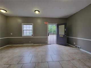 715 E Midlothian Boulevard 2, Youngstown, OH 44502