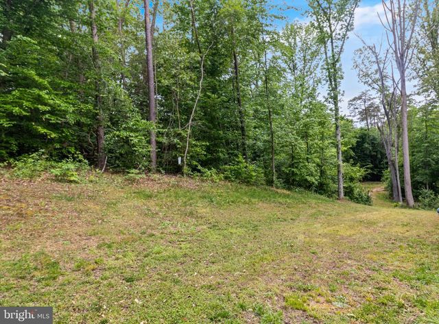 8055 SHANNON WOODS PL, Nanjemoy, MD 20662