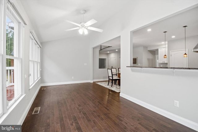 3221 SPRING RAIN CT, Herndon, VA 20171