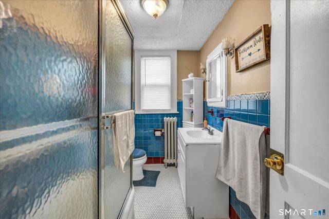 16 Vance Street, New Britain, CT 06052