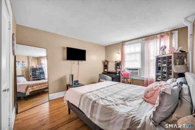 16 Vance Street, New Britain, CT 06052