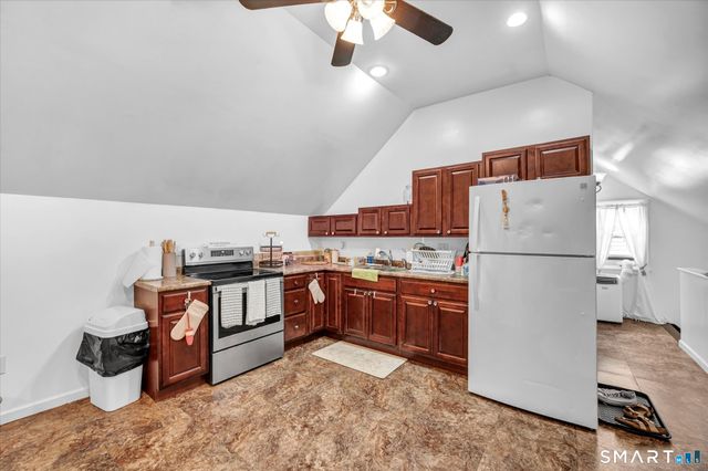 16 Vance Street, New Britain, CT 06052