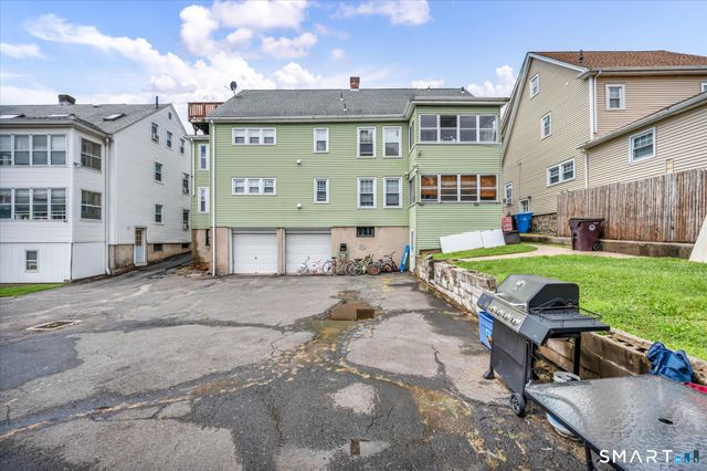 16 Vance Street, New Britain, CT 06052
