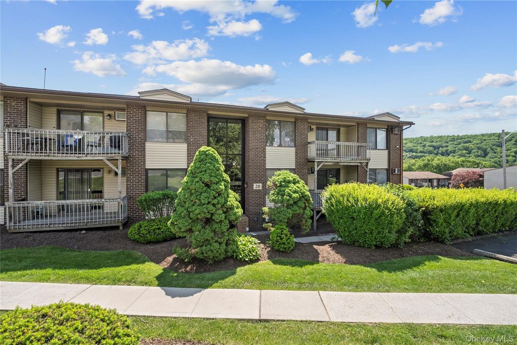 284 Country Club Lane, Pomona, NY 10970