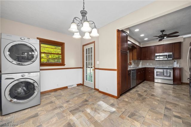 5254 Clinton Avenue, Lorain, OH 44055